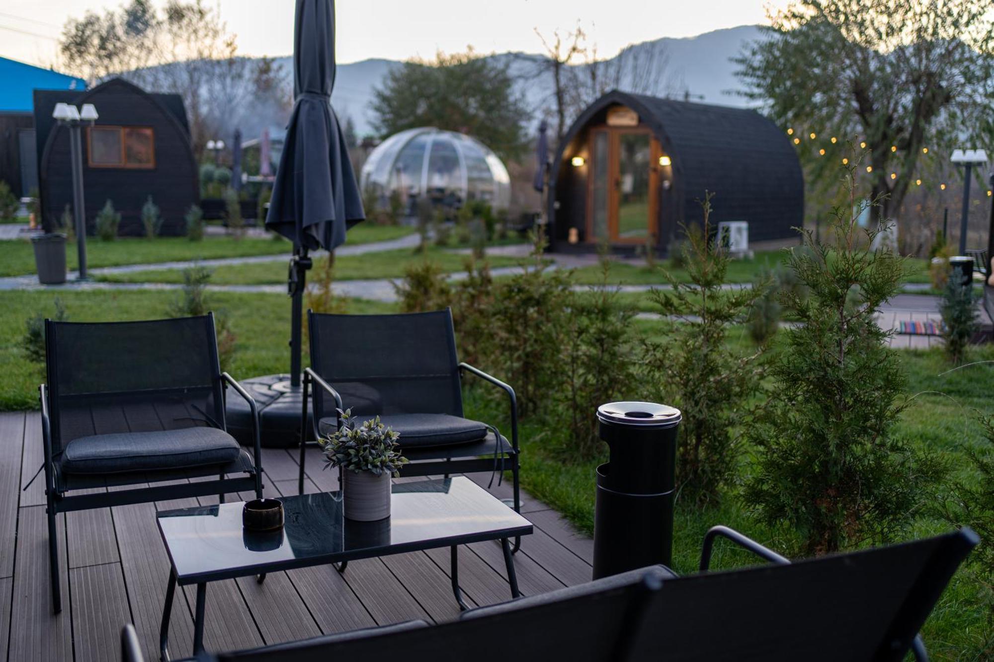 Glamp In Style Pods Resort Bran  Zewnętrze zdjęcie
